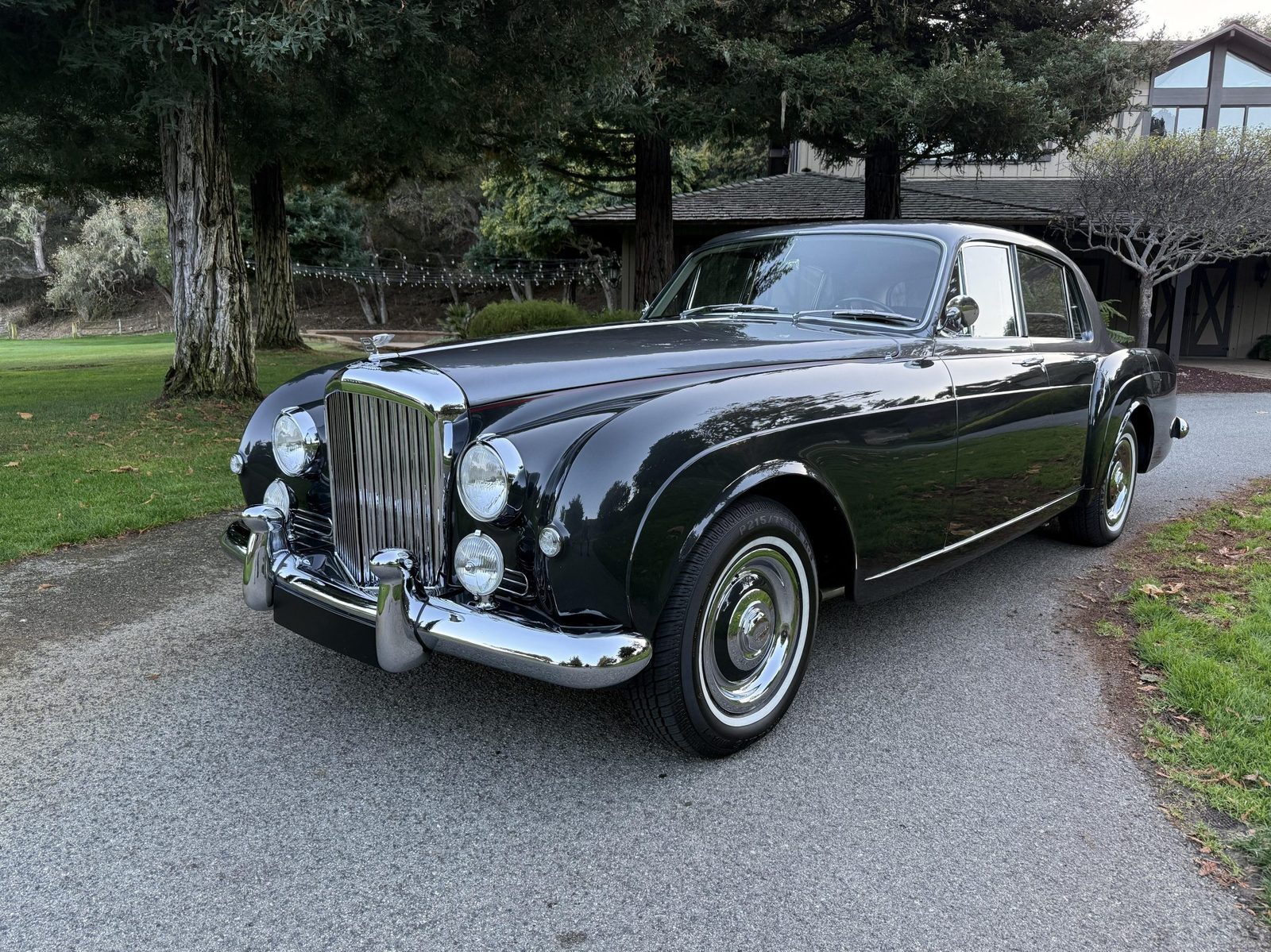 1960 Bentley S2 Continental Flying Spur front three-quarter view