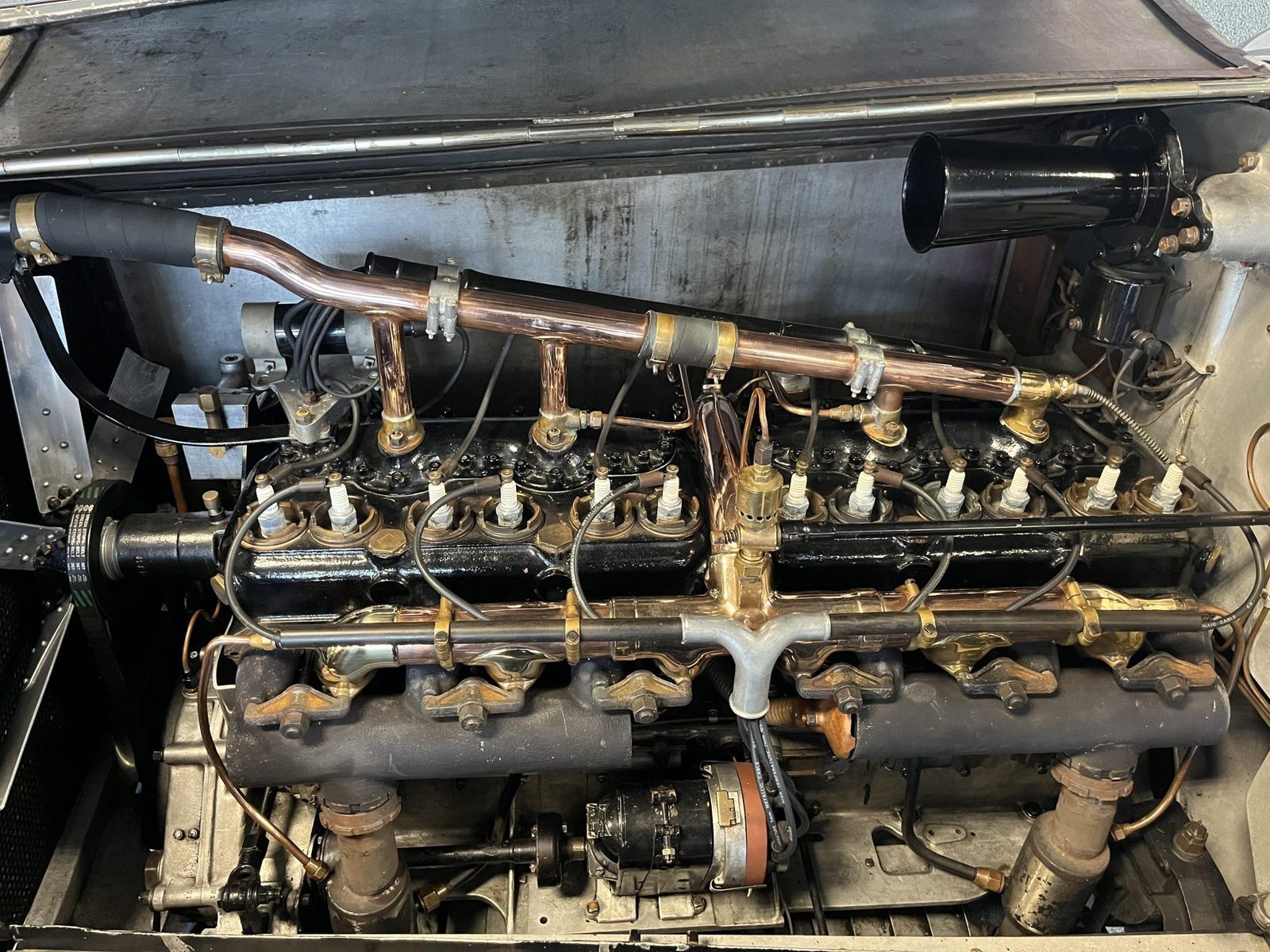 7.4-liter Rolls-Royce Silver Ghost inline-six engine with brass and nickel fittings