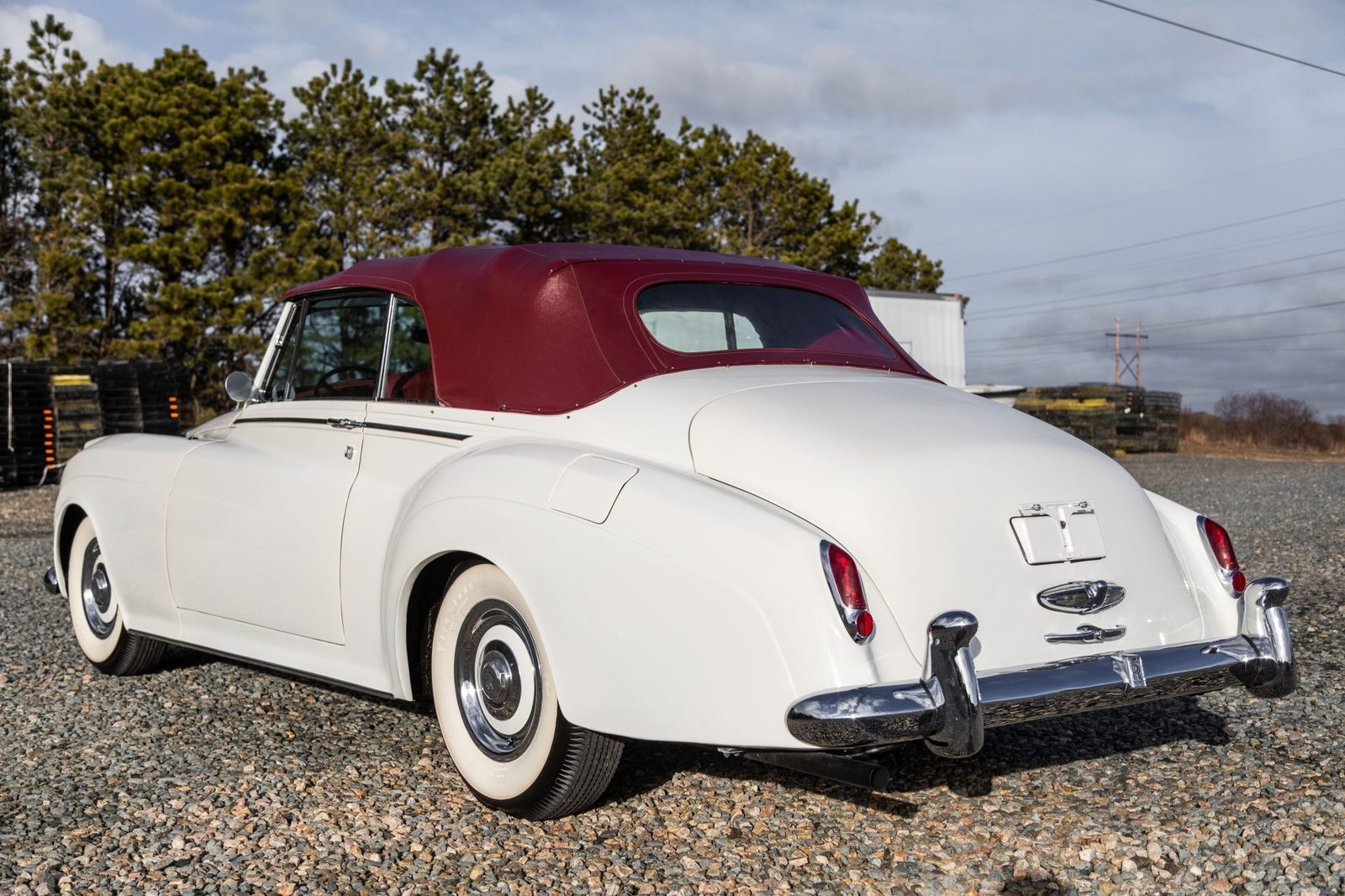 1961 Rolls-Royce Silver Cloud II Drophead Coupe rear three-quarter view